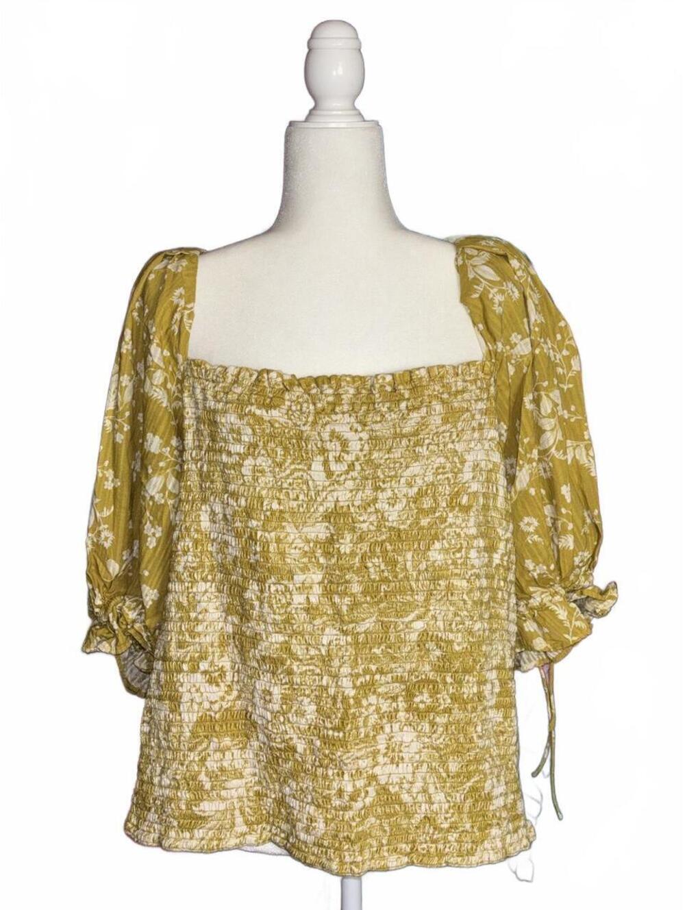 Anthropologie chartreuse yellow floral seersucker smocked puff-sleeve top